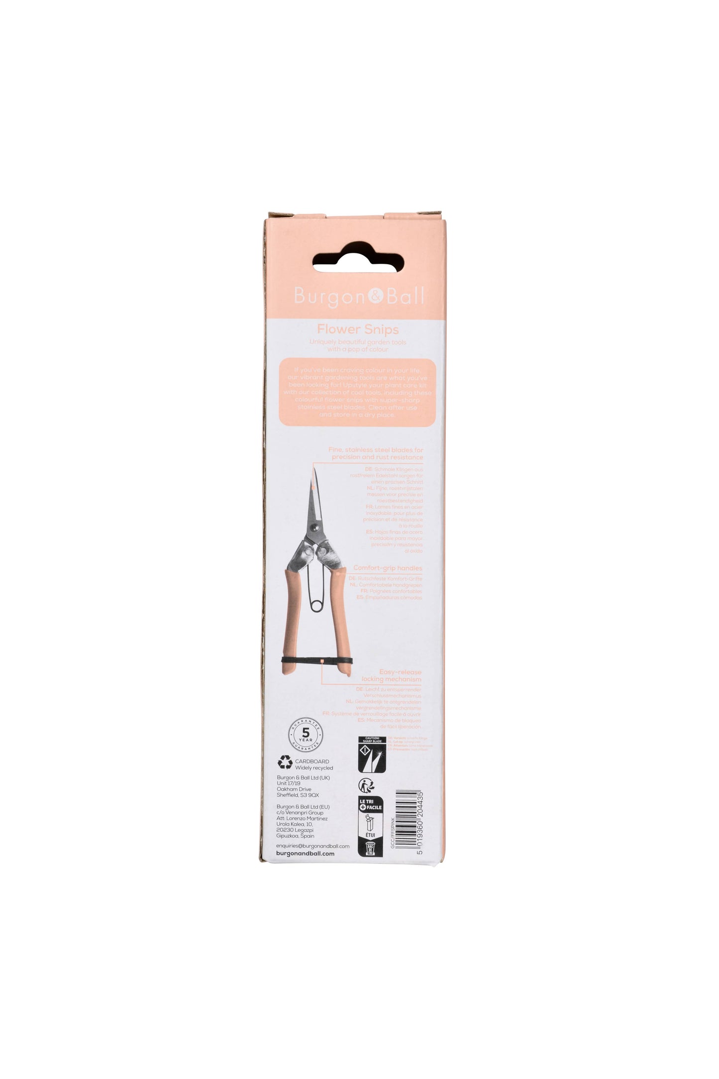 Package of a kitchen shears with a white background